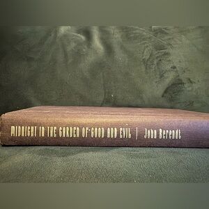 ✨ 5/$20 📚 Sale!! – Midnight in the Garden of Good and Evil by John Berendt